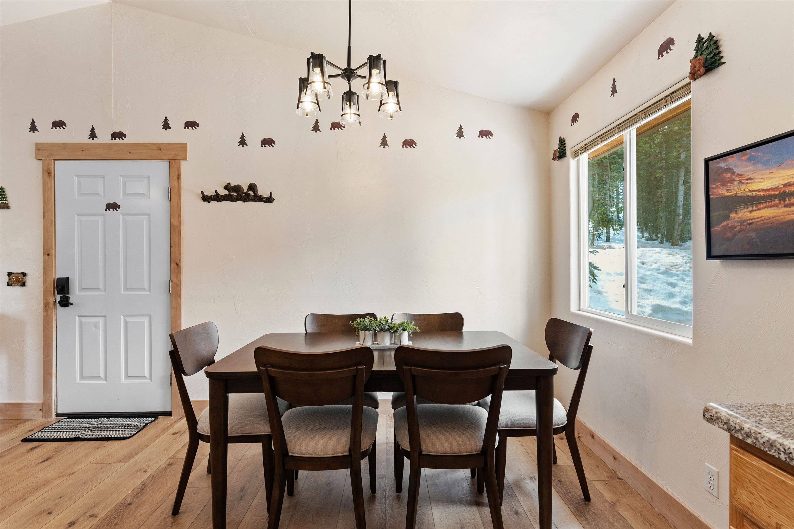 Bear Cabin at Duck Creek Village Inn