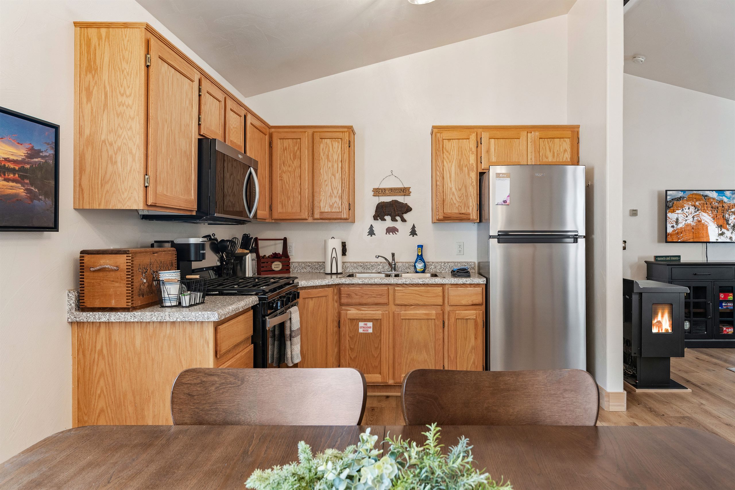 Bear Cabin at Duck Creek Village Inn