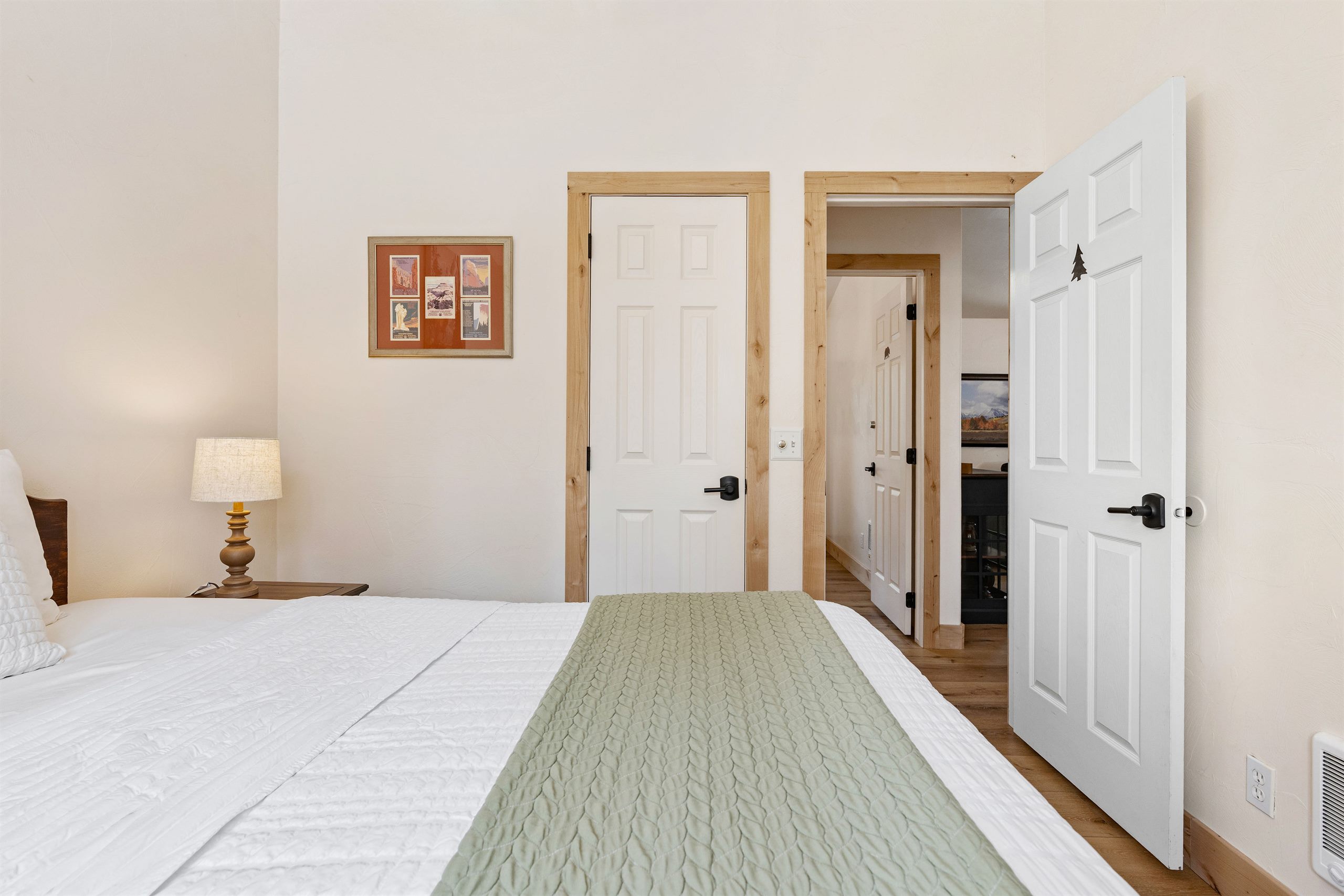 Bear Cabin at Duck Creek Village Inn