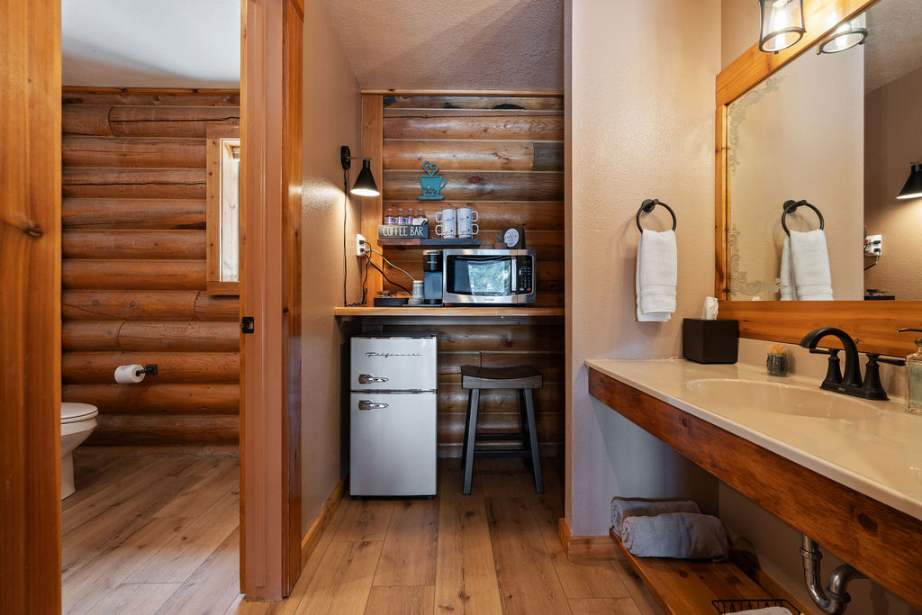 Hoodoo Hideaway — photo 3