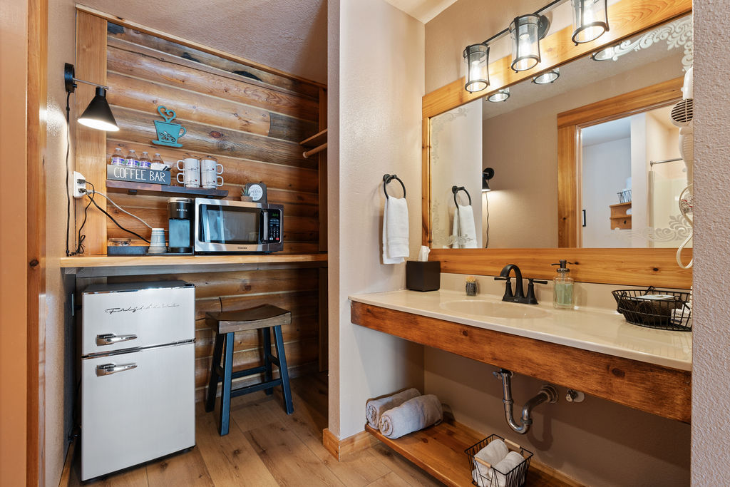 Hoodoo Hideaway — photo 4