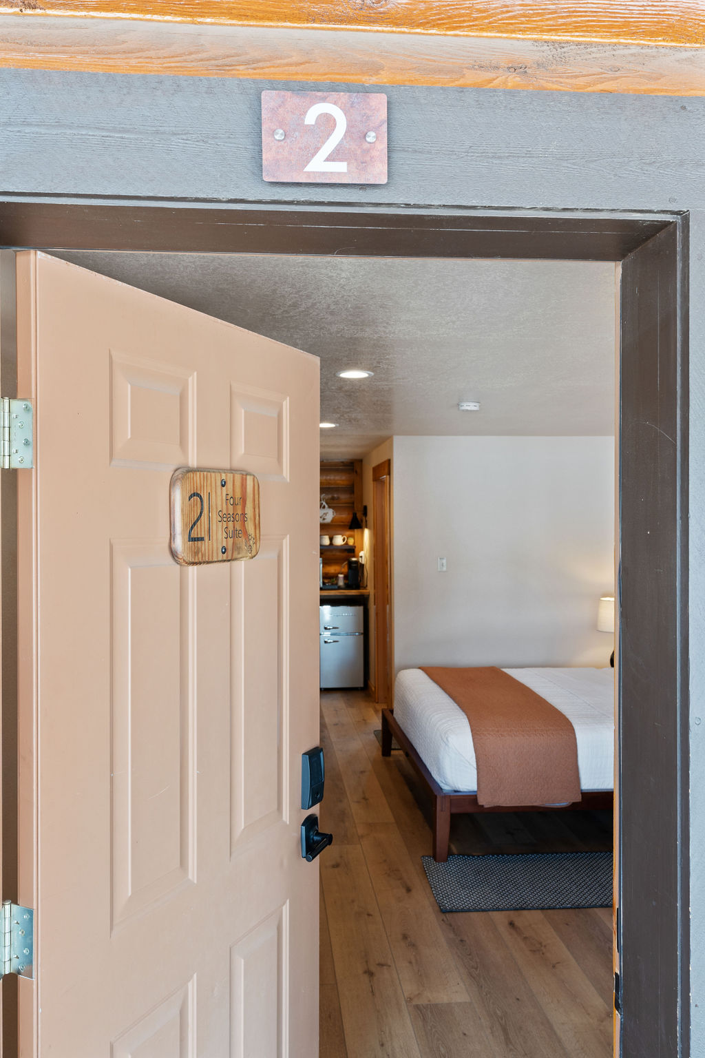 Four Seasons Suite — photo 7