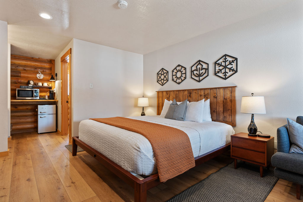 Four Seasons Suite — photo 13