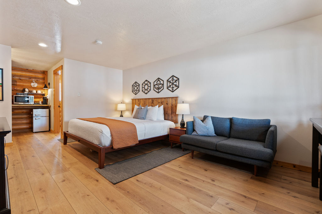 Four Seasons Suite — photo 2