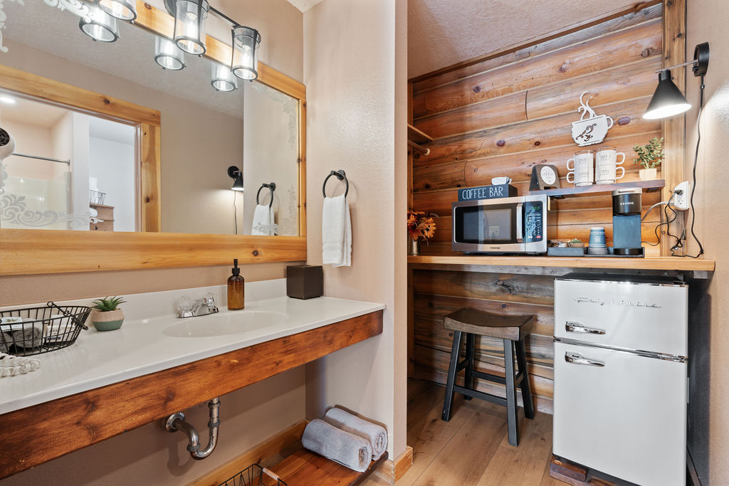 Red Rock Escape — photo 12